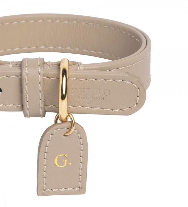 beige Collar