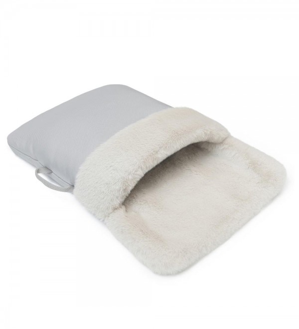 I take out Luca's hair.