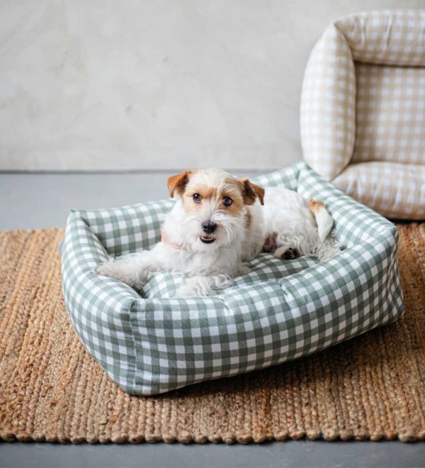 Vicky Green Dog Bed