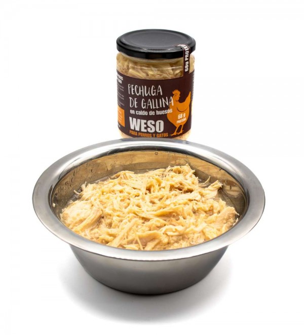 Pechuga de gallina en caldo de huesos