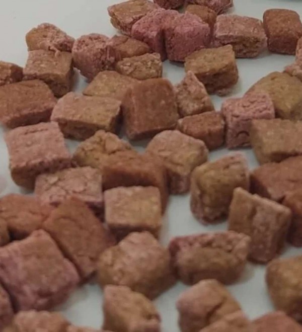 Digestive Treats for Dogs - Chicken and Beetroot
