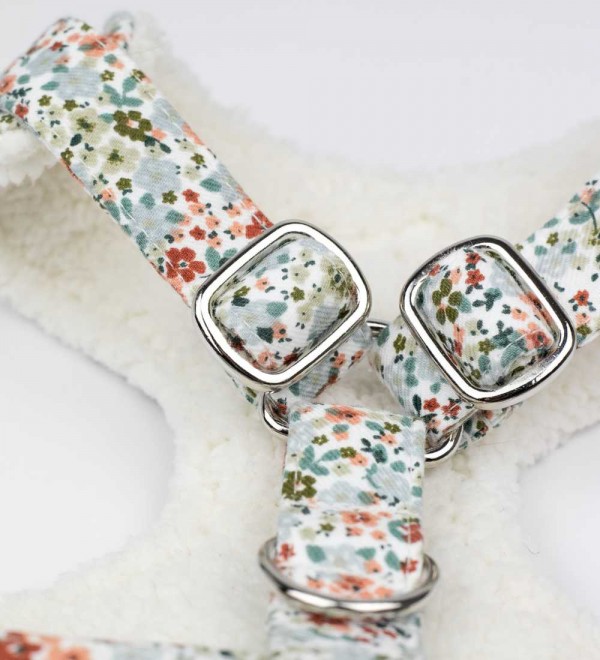 Adjustable Harness with Flowers and Lamb